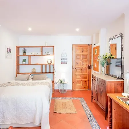 Guestready - Cozy Studio In Santos * リスボン